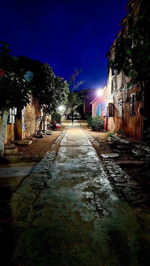 Chez Coumbis Bed and Breakfast Gorée Εξωτερικό φωτογραφία
