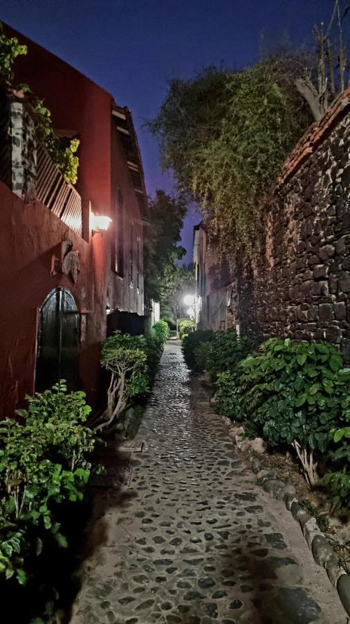 Chez Coumbis Bed and Breakfast Gorée Εξωτερικό φωτογραφία