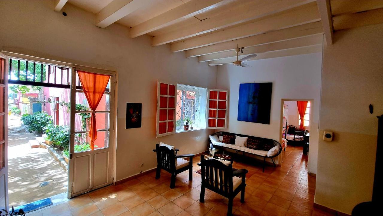 Chez Coumbis Bed and Breakfast Gorée Εξωτερικό φωτογραφία